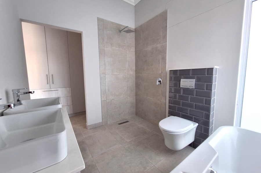 3 Bedroom Property for Sale in Shelley Point Western Cape